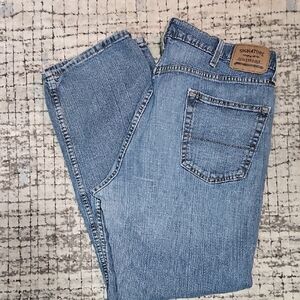 Signature by Levi Strauss Men’s Medium Blue Straight Jeans